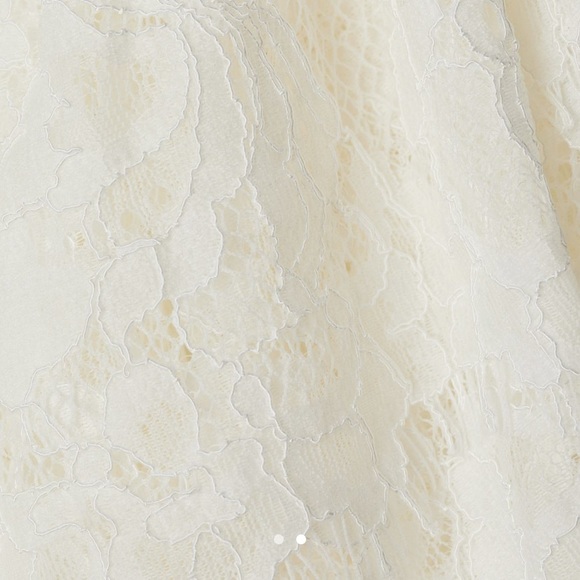 Cream Floral Lace Blouse - Picture 2 of 4